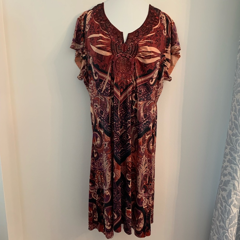Women’s pullover dress. Size XL.